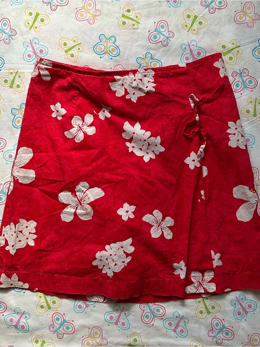 White Stag Vintage Red & White Tropical Hibiscus Floral Print Skort